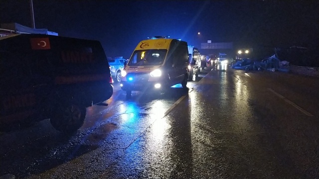 Adıyaman'ın yolcu otobüsü kaza yaptı: 3'ü ağır, 28 yaralı
