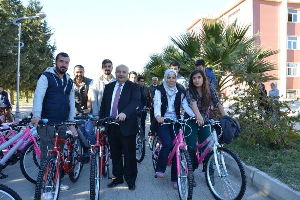 2017 yılında 3 bin 581 üniversite öğrencisi bisikletlerden faydalandı