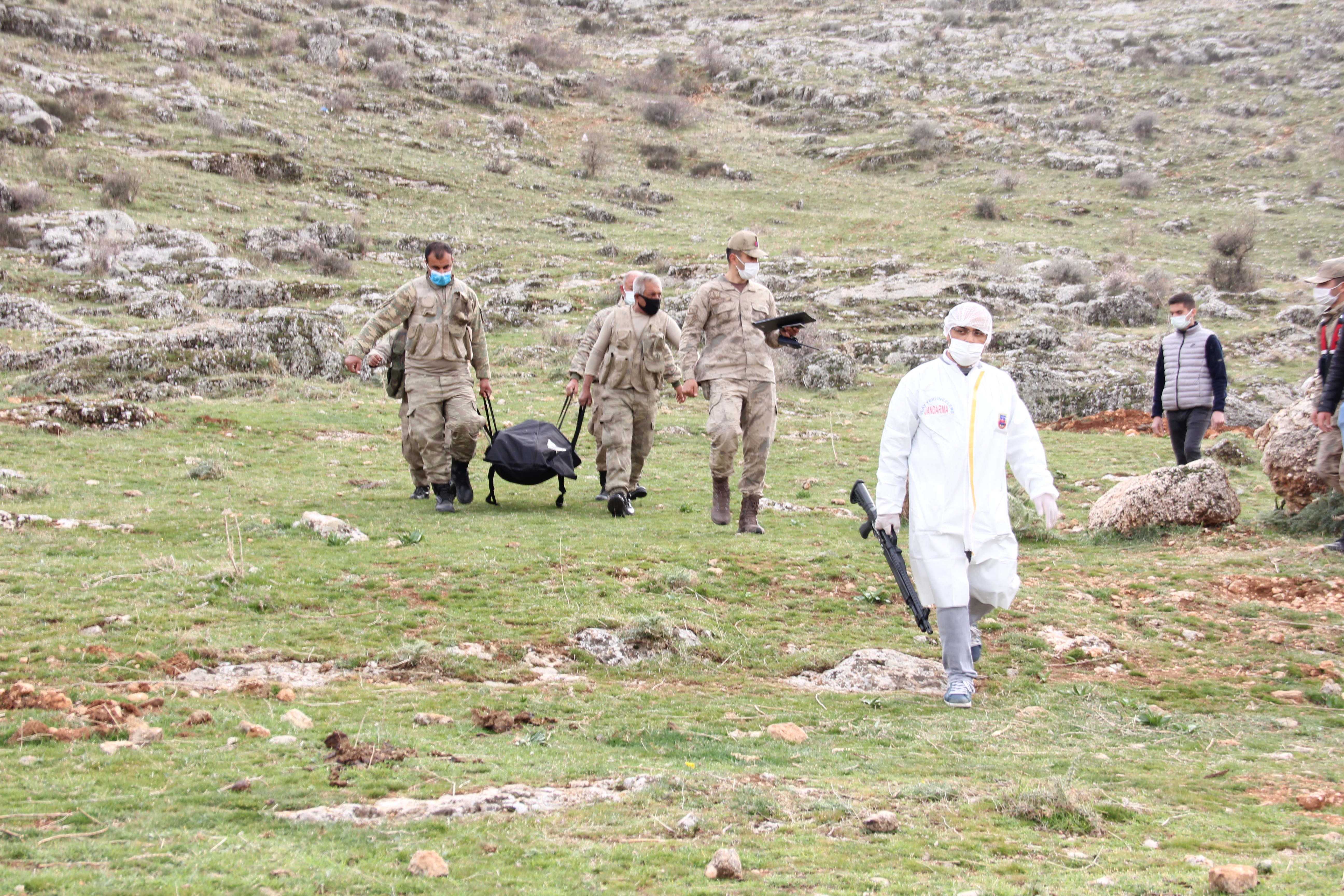 Dağ başında erkek cesedi bulundu
