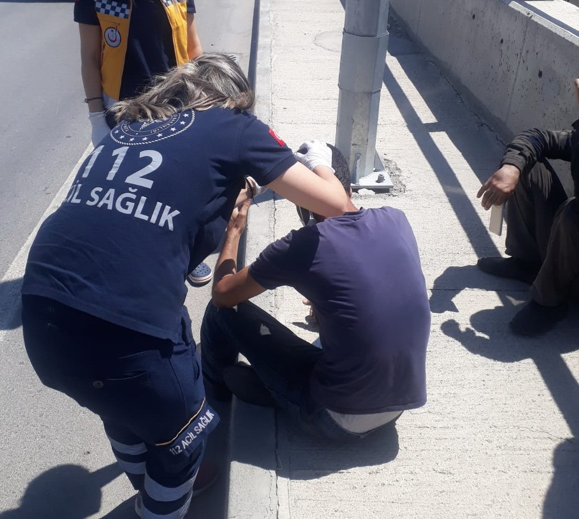 Suriyeliler Türkmenlere saldırdı: 3 yaralı