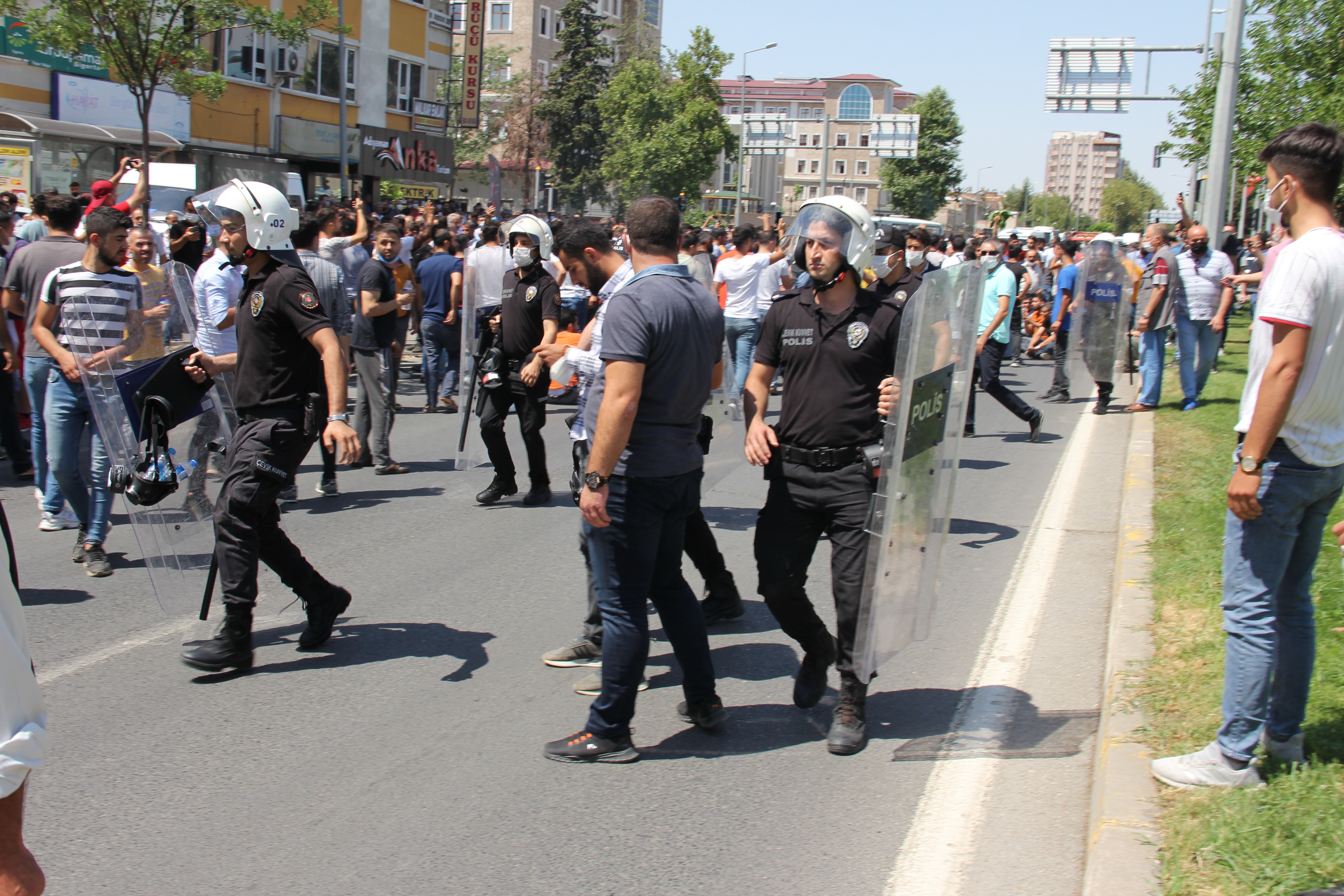 Kent merkezindeki tütün eylemi son buldu