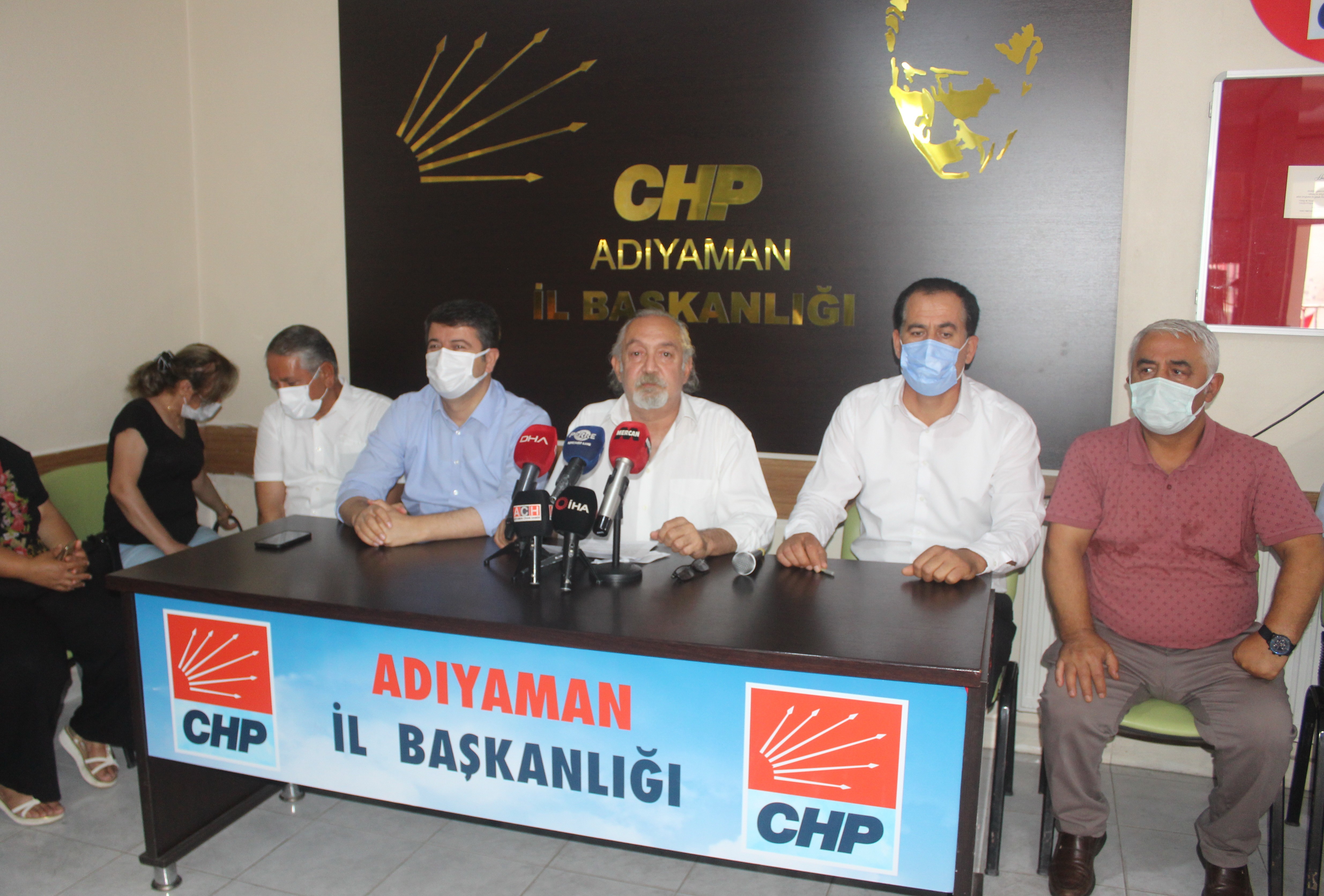 Milletvekili Tutdere’den tütün eylemi açıklaması