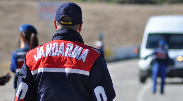 Arazileri kundaklayan şahıslara jandarmadan suçüstü