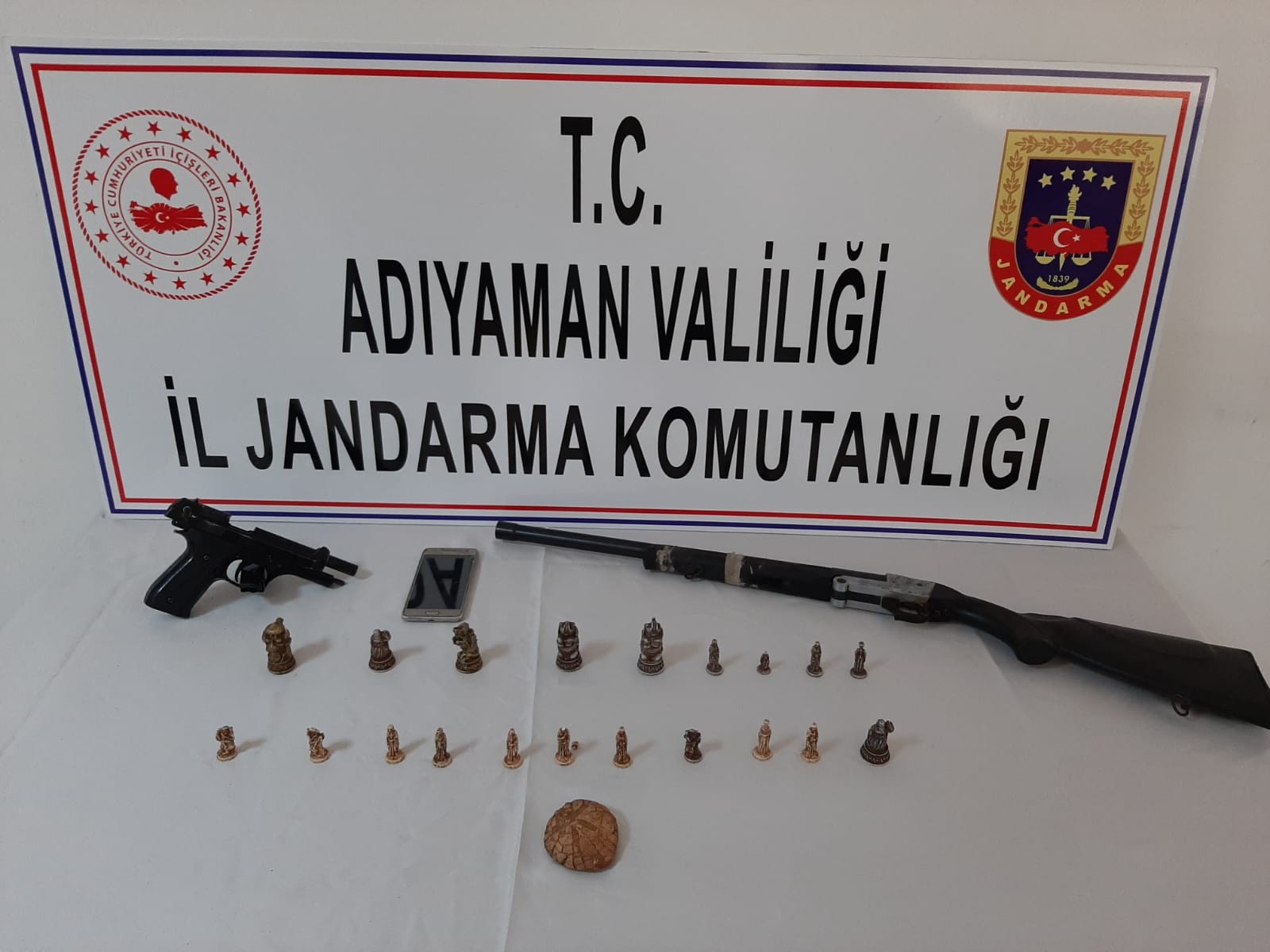 Adıyaman’da tarihi eser ele geçirildi
