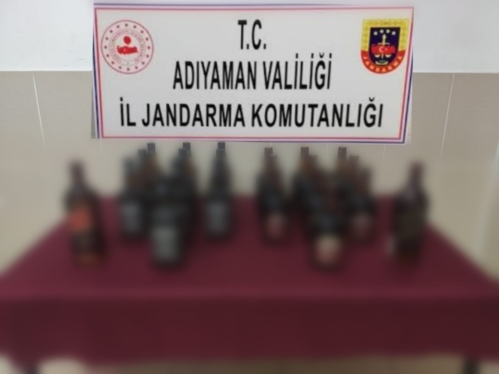 Jandarma ekiplerinden kaçak içki operasyonu