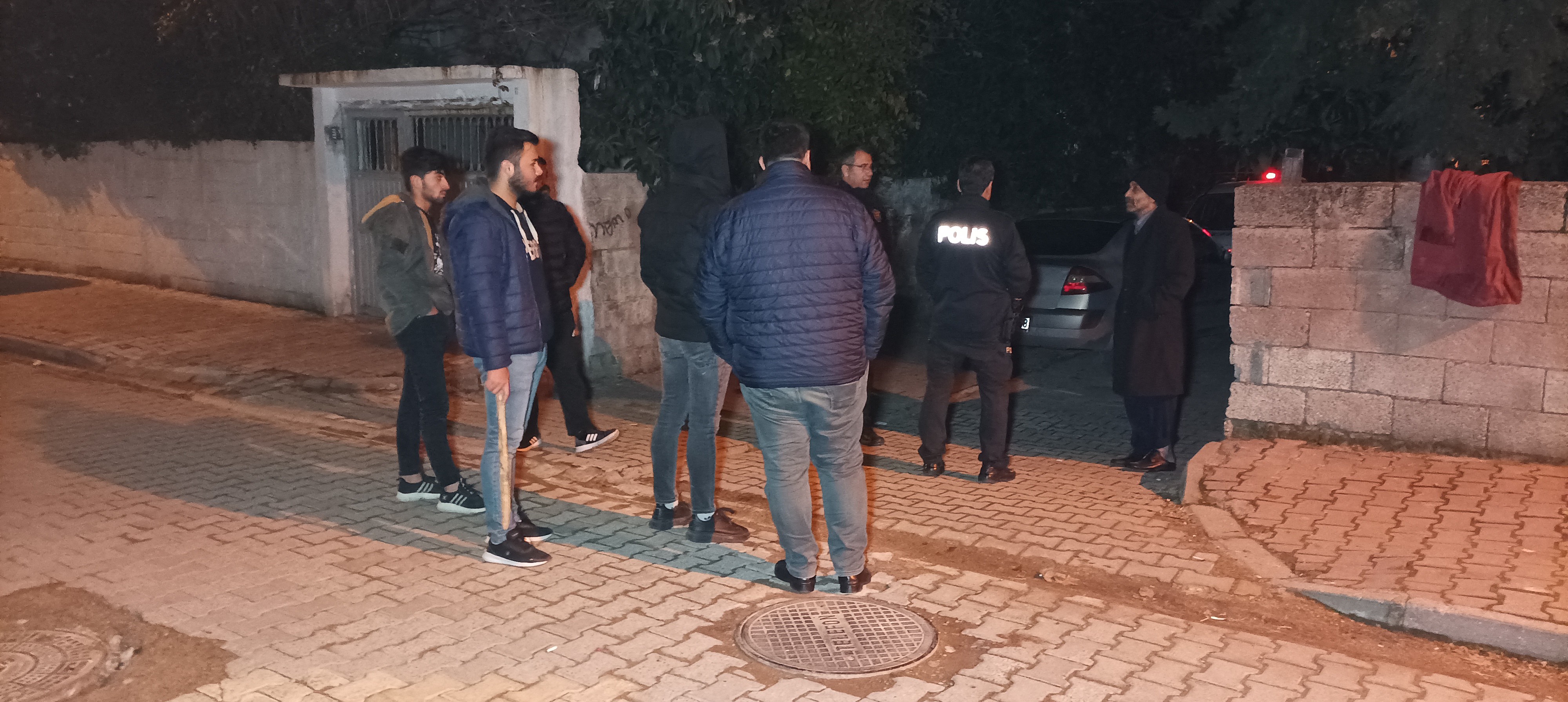 Hırsızlık için gelen şahıs motosikleti bırakıp kaçtı