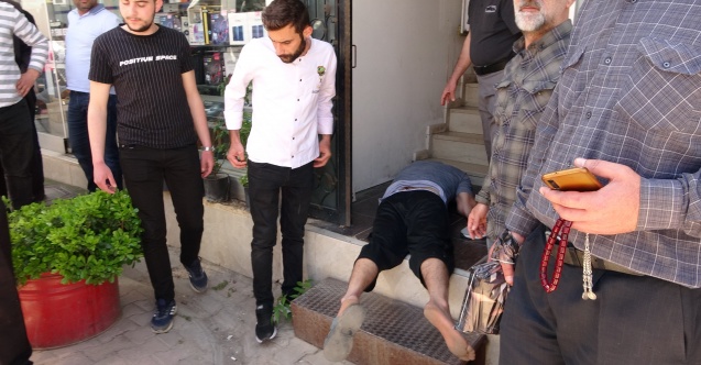 Oto yıkamacıya kurşun yağdırdı