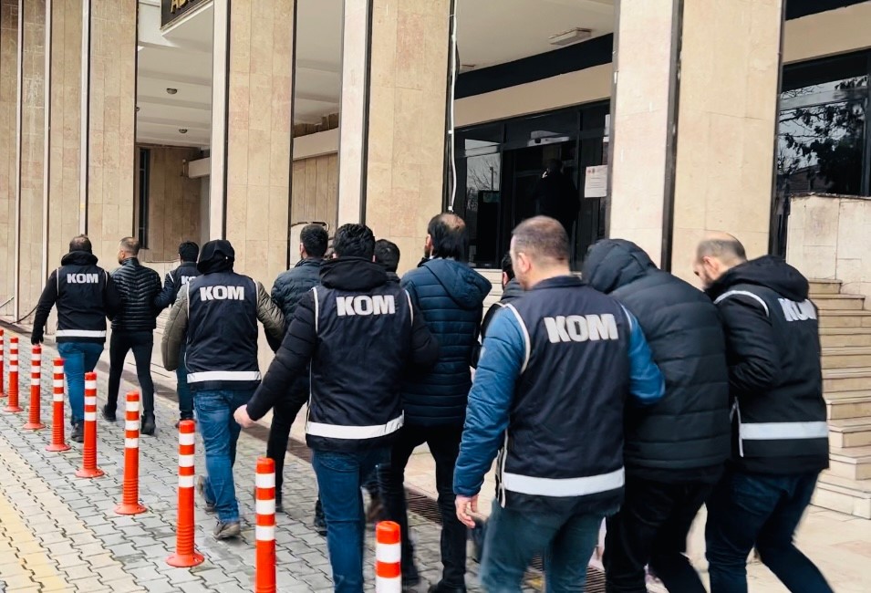 Suç örgütüne operasyon: 7 Gözaltı