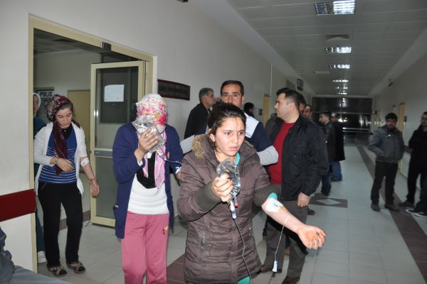 230 YURT ÖĞRENCİSİ YEDİKLERİ YEMEKTEN ZEHİRLENDİ