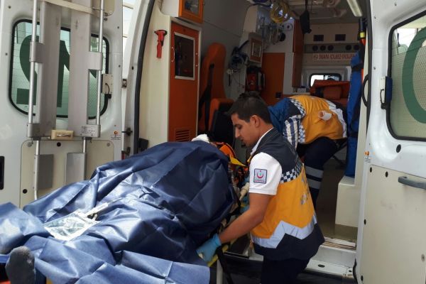 3. kattan düşen inşaat işçisi yaralandı