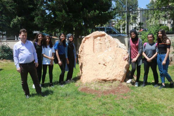 8 tonluk ayrılık figürüne ziyaretçi akını