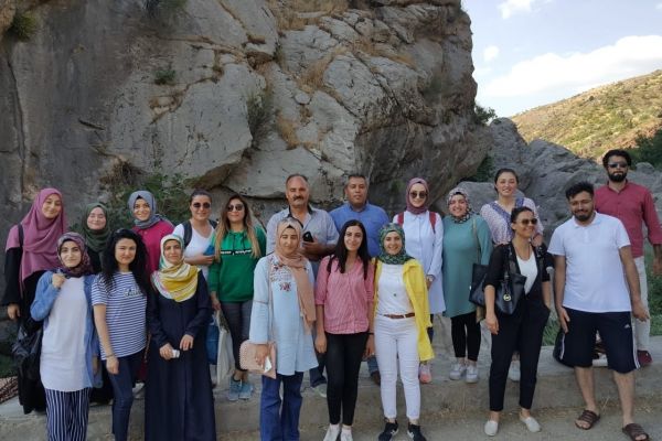 Aday öğretmenler tarihi yerlerini gezdi