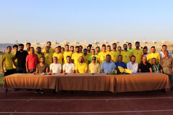 Adıyaman 1954 Spor toplu imza töreni düzenledi