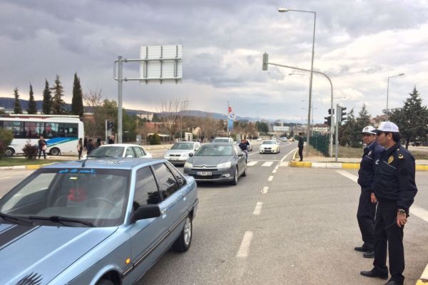 Adıyaman Atatürk Bulvarında trafik akışı sağlandı