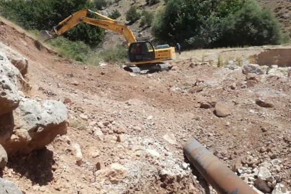 Adıyaman Belediyesi, Tut Medetsiz isale hattında çalışma yaptı