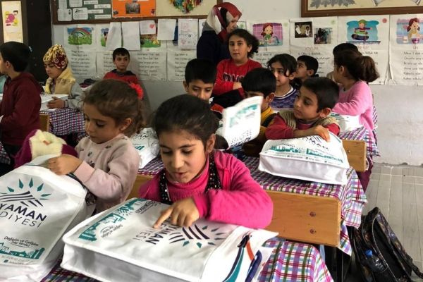 Adıyaman Belediyesinden köy okuluna hediye