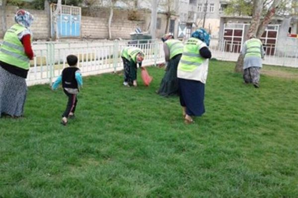 Adıyaman Belediyesinden parklarda temizlik seferberliği