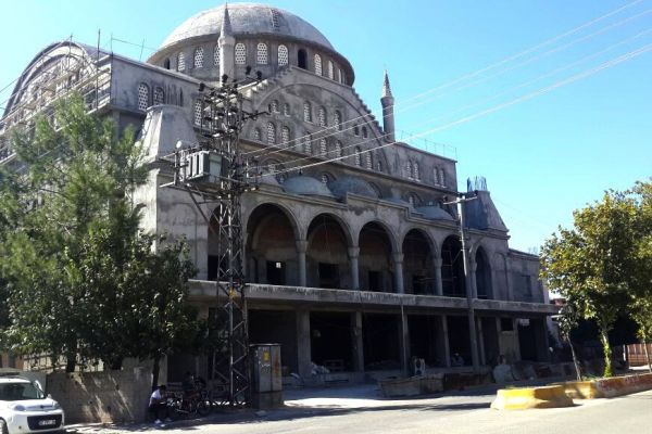 Adıyaman Hastane Camii’nin inşaatı yeniden başladı