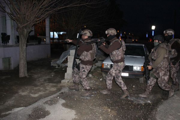 Adıyaman merkezli 5 ilde DAEŞ operasyonu: 10 gözaltı