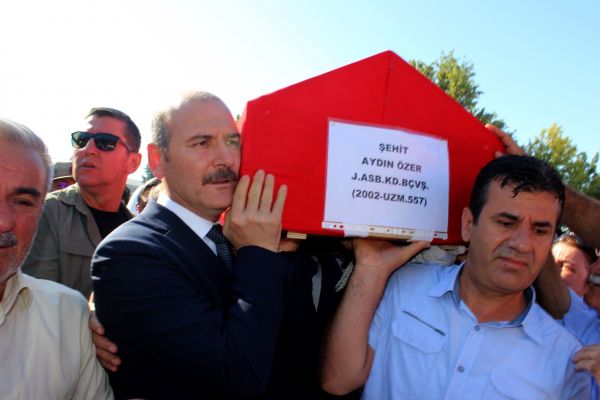 Adıyaman şehitlerini uğurladı