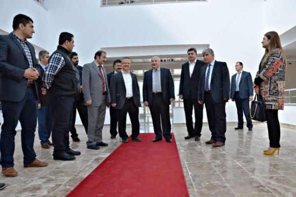 Adıyaman Üniversitesi Yeni Enstitüler Binası Hizmete Açıldı