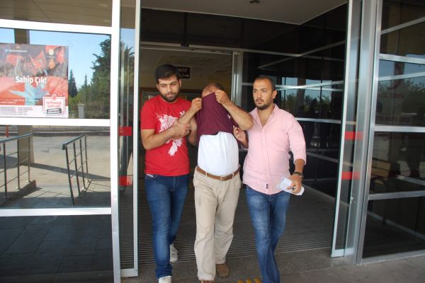 Adıyaman’da 53 öğretmen ve okul idarecisi gözaltına alındı