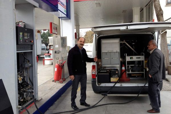 ADIYAMAN’DA AKARYAKIT İSTASYONLARI DENETLENDİ