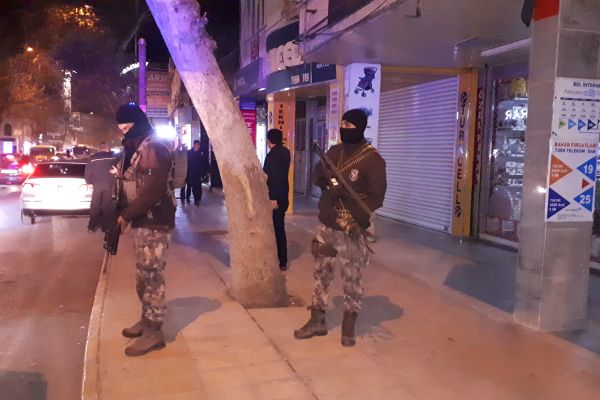 Adıyaman'da bir iş yerine silahlı saldırı
