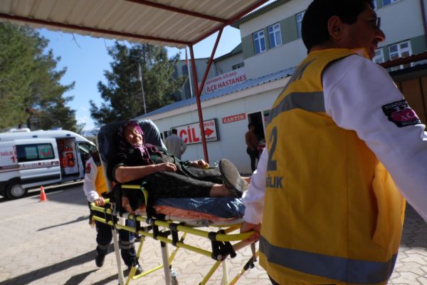 ADIYAMAN'DA BİR KADIN DETERJANDAN ZEHİRLENDİ