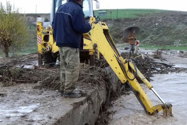 Adıyaman’da dereler taştı