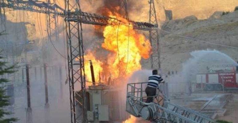 ADIYAMAN'DA ELEKTRİK PANOSUNDA YANGIN ÇIKTI