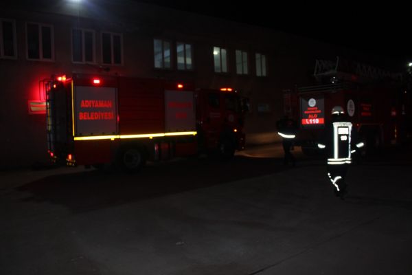 Adıyaman'da fabrika yangını korkuttu