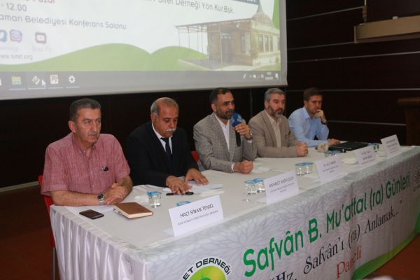 Adıyaman’da ‘Hz. Safvan’ı Anlamak’ konulu panel yapıldı