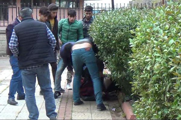 Adıyaman'da iki grup tekme tokat birbirine girdi