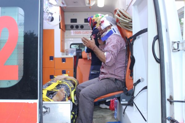Adıyaman'da iki otomobil çarpıştı: 1 ölü, 6 yaralı