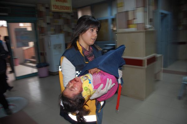 ADIYAMAN’DA İKİ OTOMOBİL ÇARPIŞTI: 7 YARALI