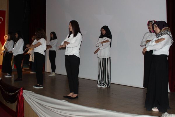 Adıyaman’da ‘İşaret Diliyle Farkındalık’ gecesi düzenlendi