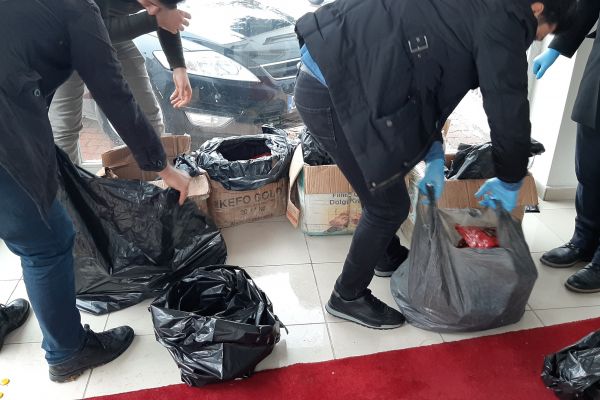 Adıyaman’da kaçak nargile tütünü operasyonu