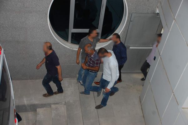 Adıyaman'da, KCK Operasyonunda 8 Kişi Tutuklandı