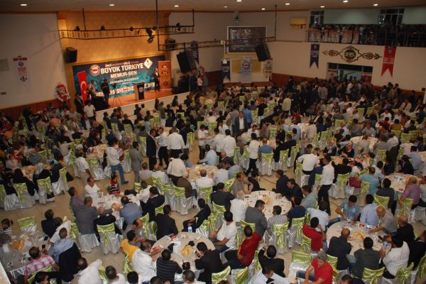 Adıyaman’da, “Öncü Medeniyet, Güçlü Sendika, Büyük Türkiye” Gecesi