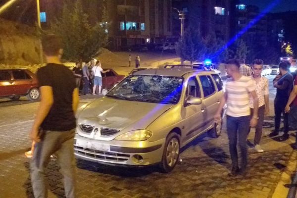 Adıyaman'da otomobil ile motosiklet çarpıştı: 2 yaralı
