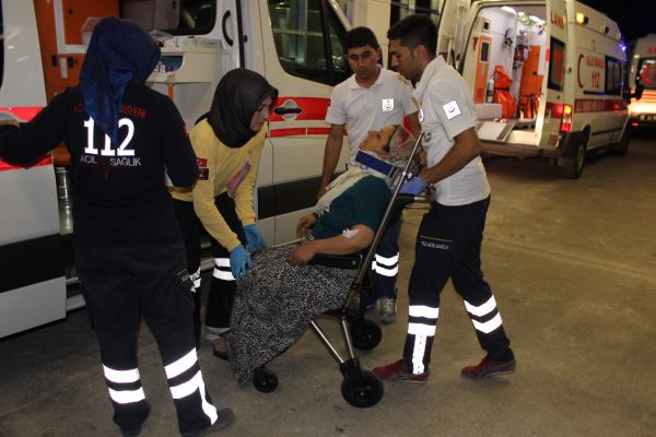Adıyaman'da Otomobil Takla Attı: 5 Yaralı