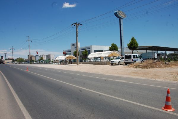 Adıyaman’da, Polisler Açık Hedef Halinde