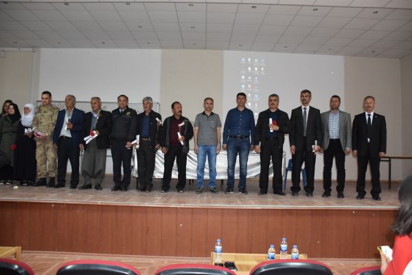 Adıyaman’da şehit aileleri şehitlerin hayatını anlattı