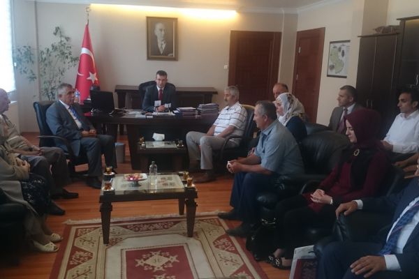 Adıyaman'da Şehit Olan Askerin Ailesine Daire Bağışlandı