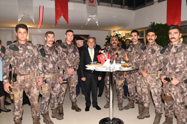Adıyaman’ın tüm renkleri Cumhuriyet resepsiyonunda buluştu