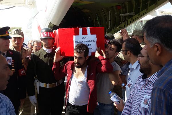 Adıyamanlı şehidin cenazesi memleketine getirildi