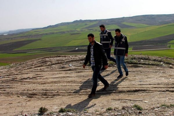 AHLAK POLİS EKİPLERİ, TENHA BÖLGELERDE UYGULAMA GERÇEKLEŞTİRDİ