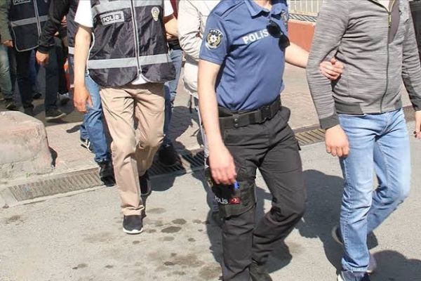 Aranan şahıslar tek tek yakalanıyor