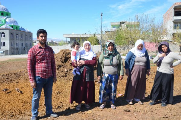 Araziye Atılan B*klar Tepkiye Neden Oluyor 